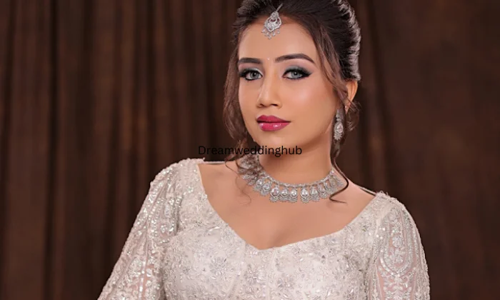 BEAUTY ZONE  Ladies Salon